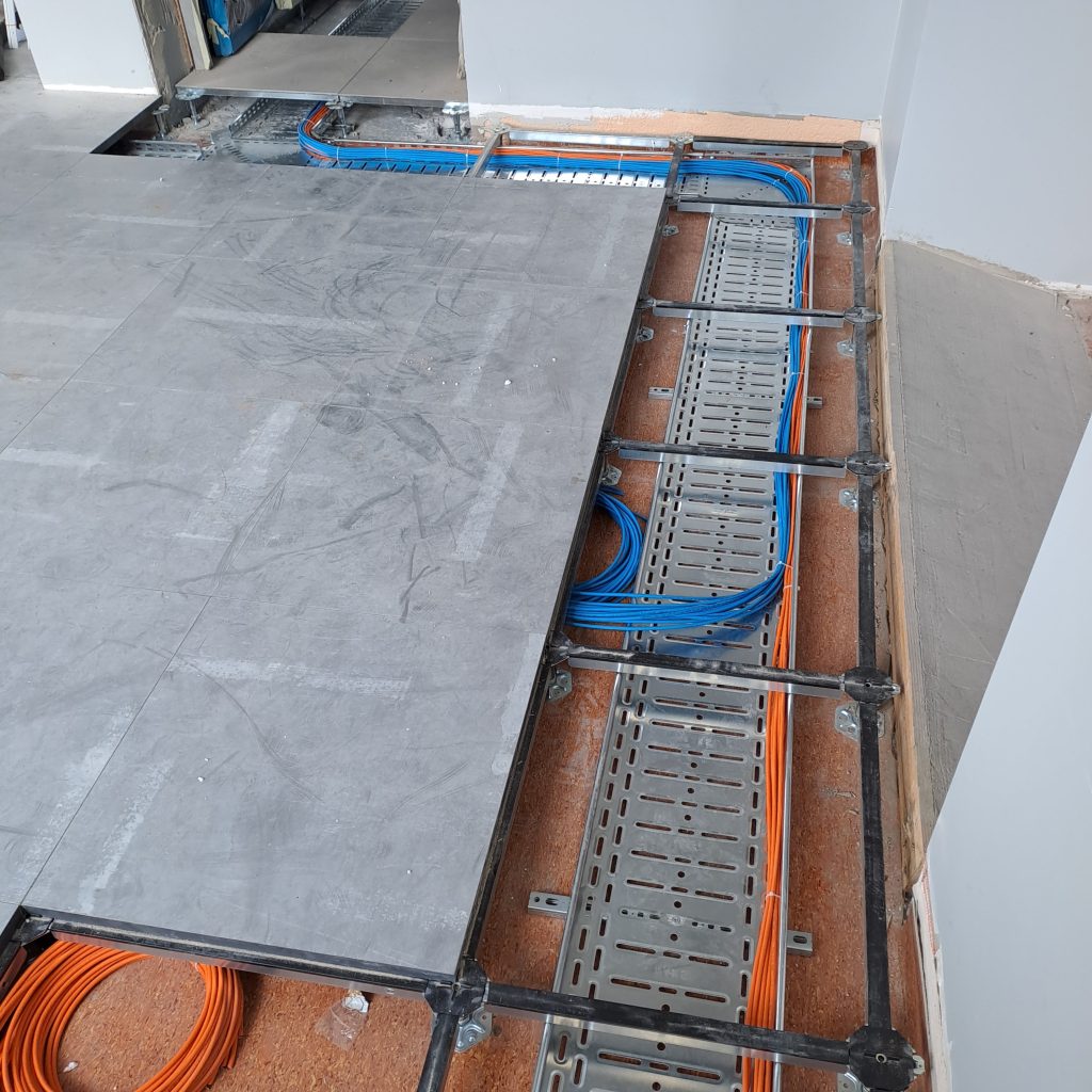 20250820 123842 min 20250820 123842 min